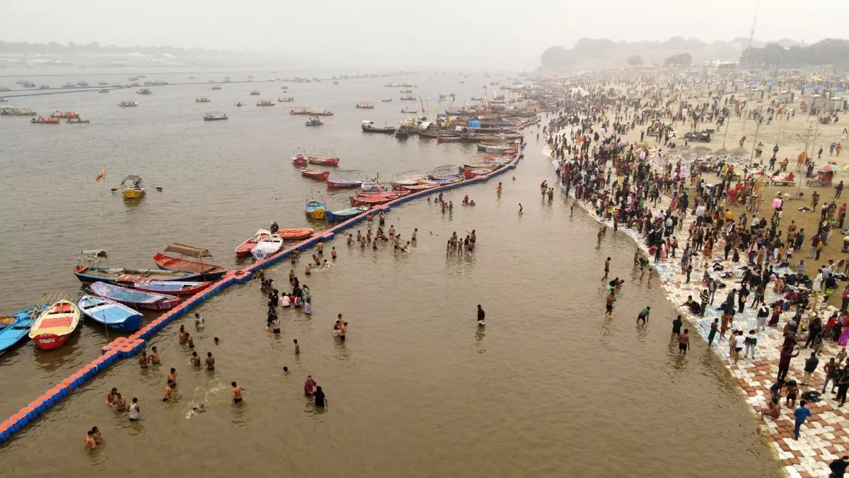 महाकुंभ मेले कि  बड़ी तैयारी में प्रयागराज, श्रद्धालुओं की सुरक्षा के लिए कमिश्नरेट में बनाये गए 13 अस्थायी पुलिस थाने