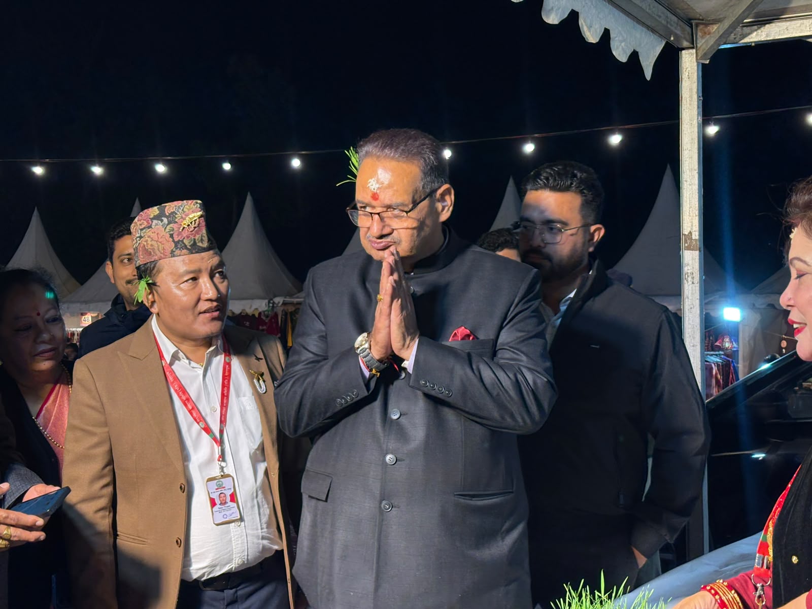 मेले में पहुंचे कृषि एवं उद्यान मंत्री गणेश जोशी ने किया आज दूसरे दिन की सांस्कृतिक संध्या-ए-महफिल का दीप प्रज्वलन